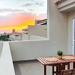 Family Townhouse Corales, 4br, Cristianos *