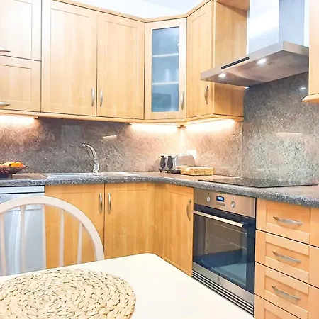 Vila Family Townhouse Corales, 4br, Cristianos *