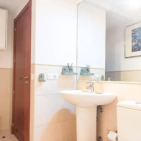 4-bedroom Corales With Jacuzzi, Garden, Close To Everything Los Cristianos (Tenerife)