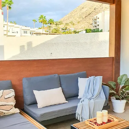 Vila Family Townhouse Corales, 4br, Cristianos