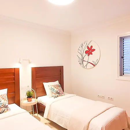 Villa 4-bedroom Corales With Jacuzzi, Garden, Close To Everything *