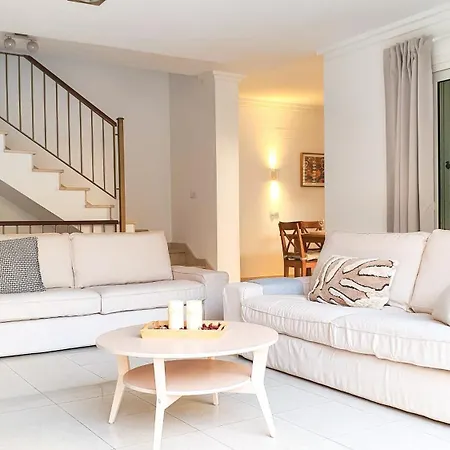 Βίλα Townhouse Corales, 4-bedroom Los Cristianos (Tenerife)