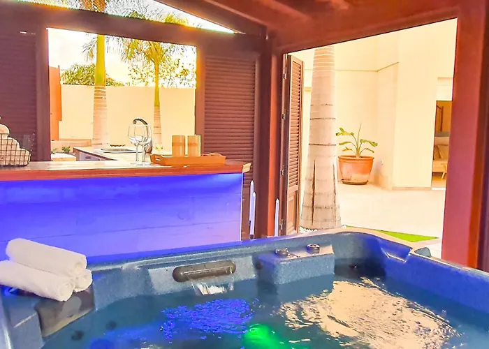 Townhouse Corales, 4-bedroom Los Cristianos (Tenerife)